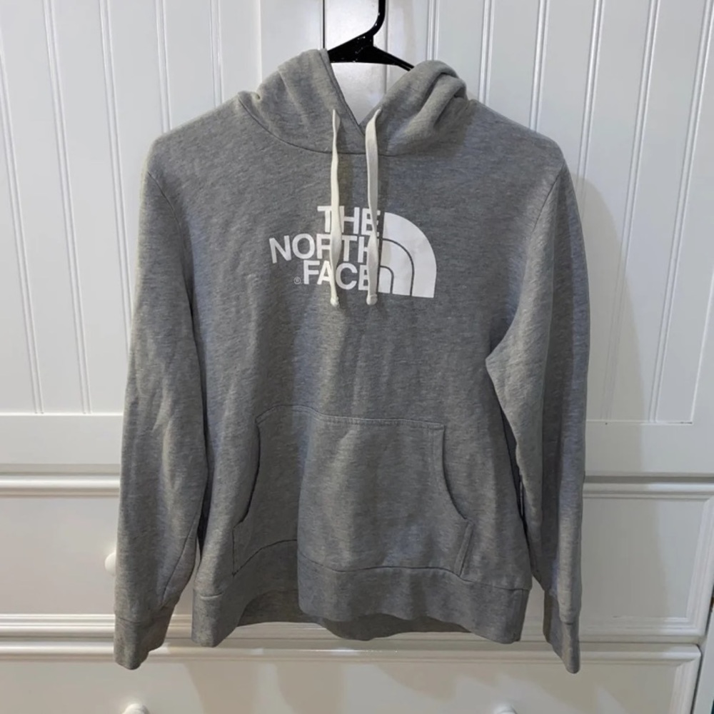 ! Women’s Northface Gray Hoodie Size Large
